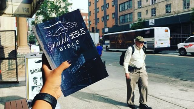 Dana Chanel: de estriper a “Jesus girl”